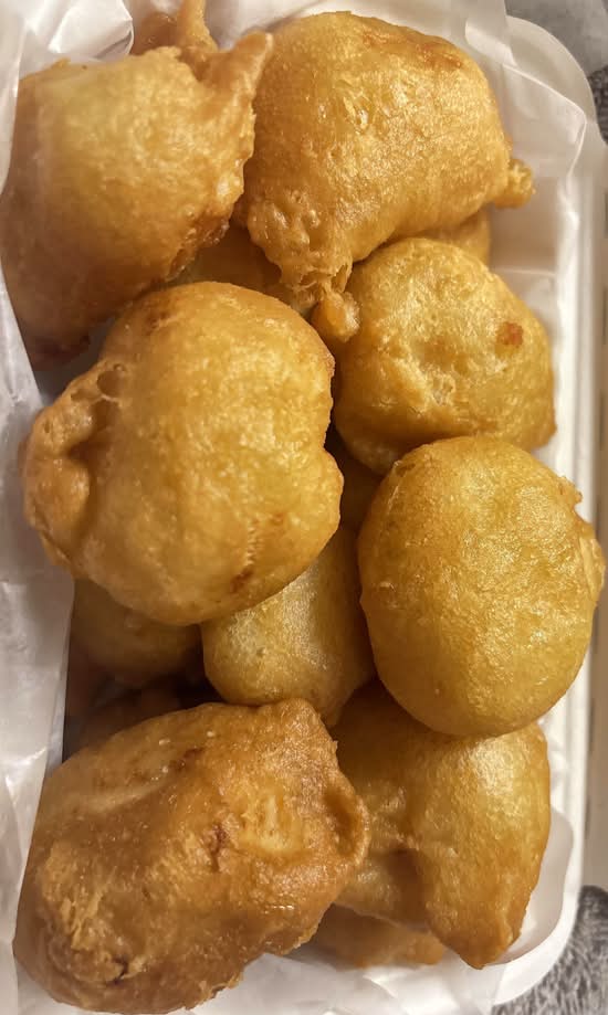 Sweet & Sour Chicken Balls with Pineapple (甜酸雞球)
